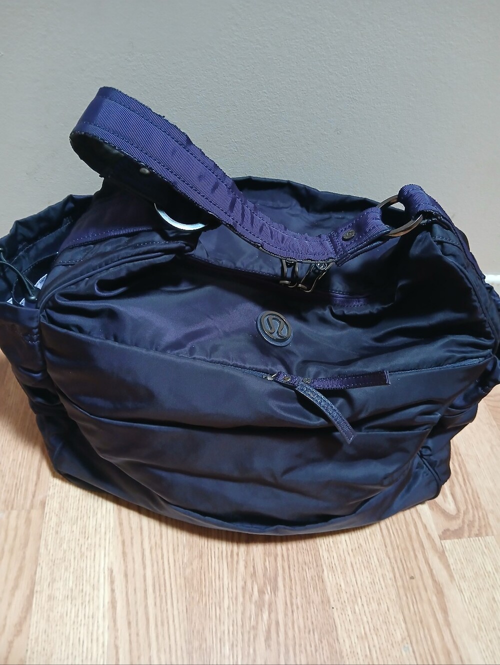 Lululemon Arabesque Gym Bag